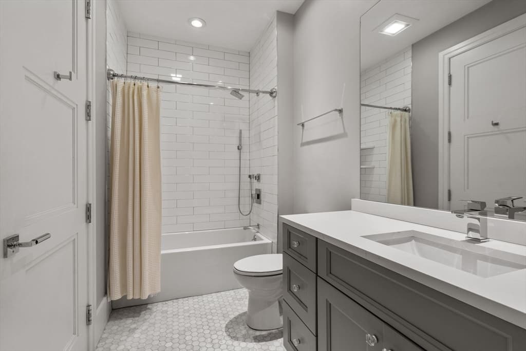 621 East 1st Street # D3, Boston MA 02127 photo 10