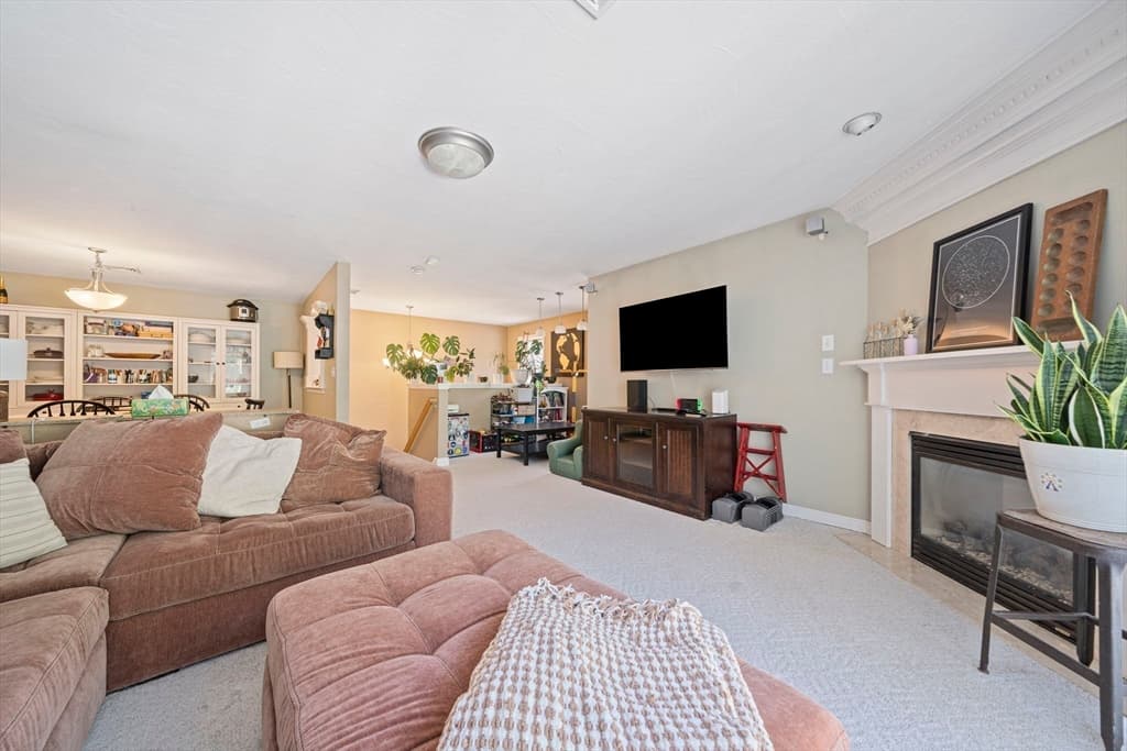 222 Tamarack Lane # 222, Abington MA 02351 photo 4