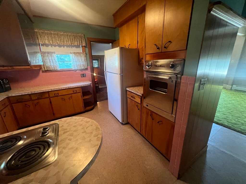 33 Dewey, Methuen MA 01844 photo 9