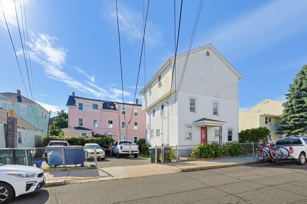 84-88 Orange St, Fall River MA 02720