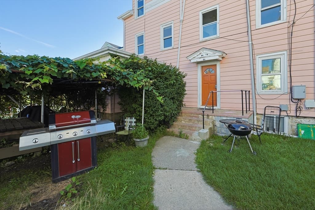 84-88 Orange St, Fall River MA 02720 photo 11