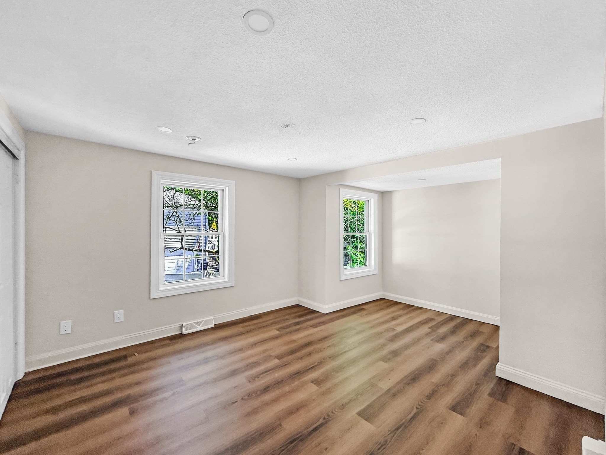 Single Family Residence at 89 Goodale St, Haverhill MA 01830, photo 26 of 36