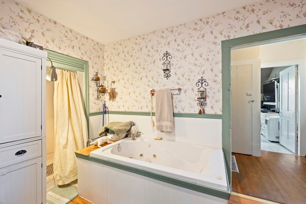 291 N Main St, North Brookfield MA 01535 photo 27