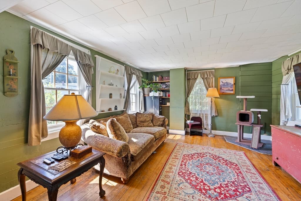 291 N Main St, North Brookfield MA 01535 photo 7