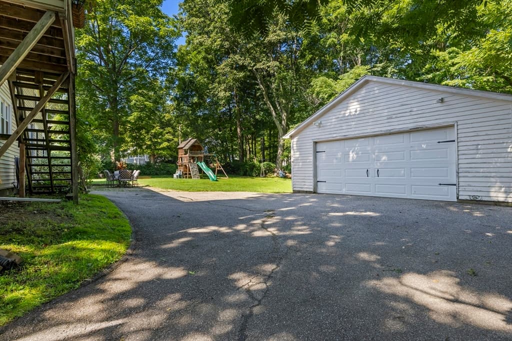 291 N Main St, North Brookfield MA 01535 photo 3
