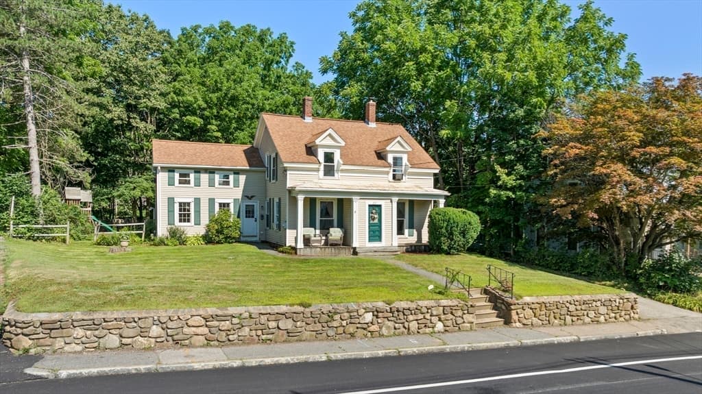 291 N Main St, North Brookfield MA 01535