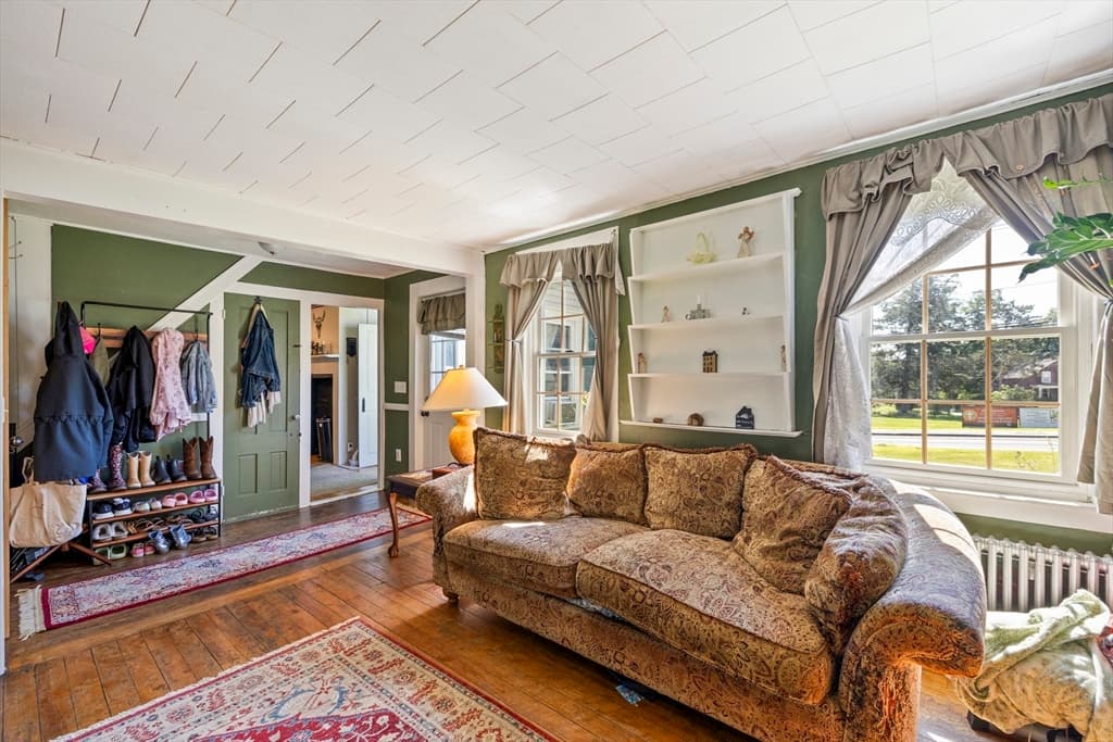 291 N Main St, North Brookfield MA 01535 photo 8