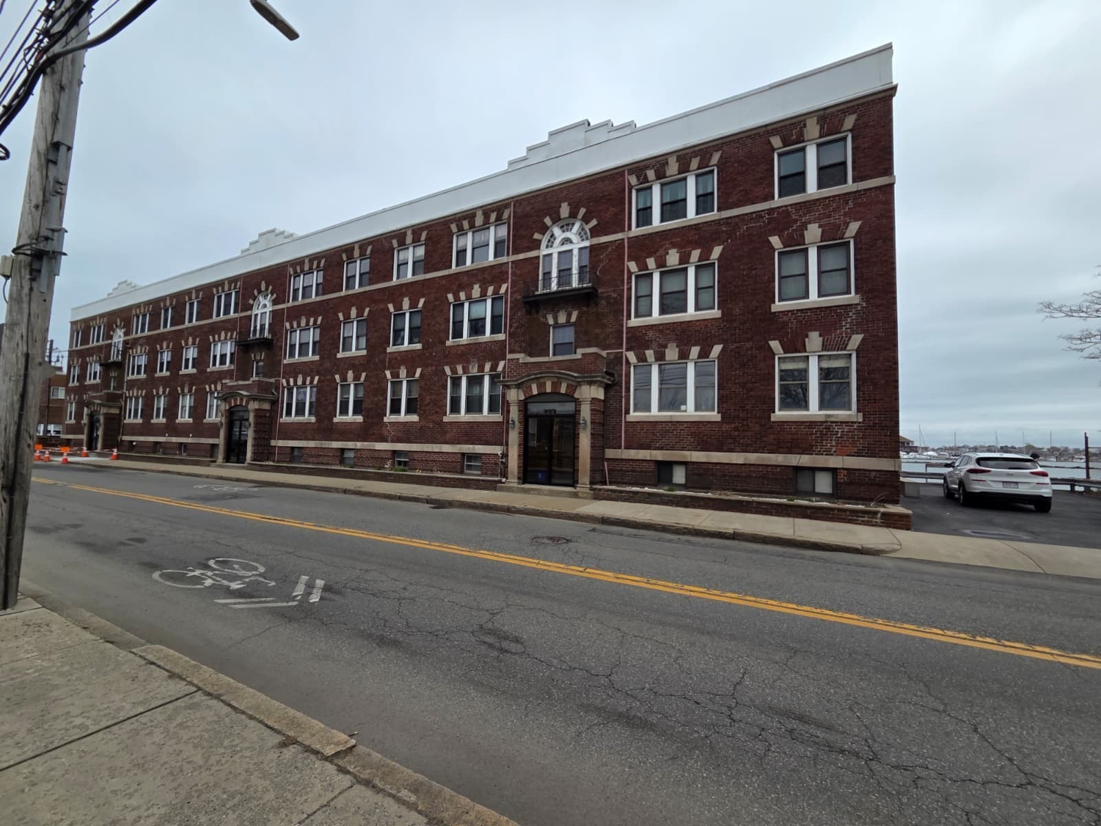 Condominium at 229 Washington Ave # 3A, Winthrop MA 02152, Winthrop, photo 2 of 7