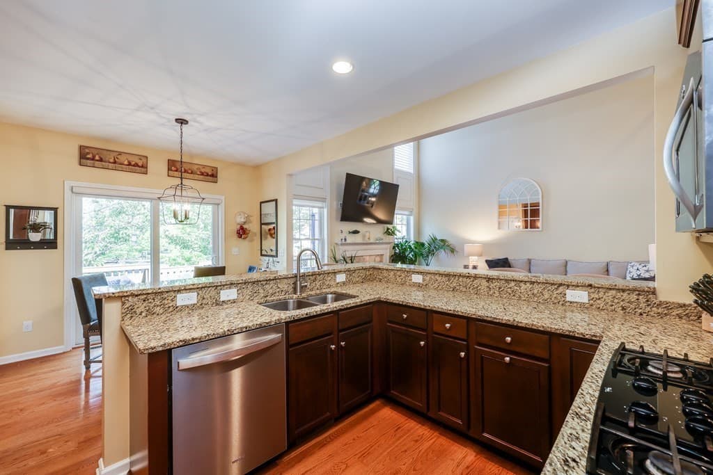 Single Family Residence at 66 Clam Pudding, Plymouth MA 02360, photo 11 of 38
