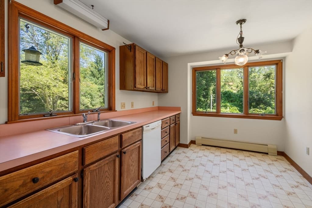 32 Acushnet Rd, Mattapoisett MA 02739 photo 13