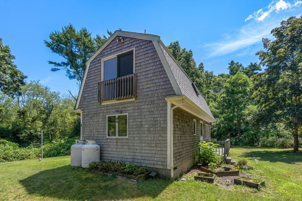 32 Acushnet Rd, Mattapoisett MA 02739 photo 34