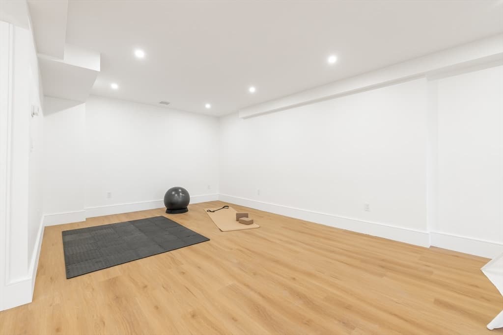 128 Carey Ave # 128, Watertown MA 02472 photo 31