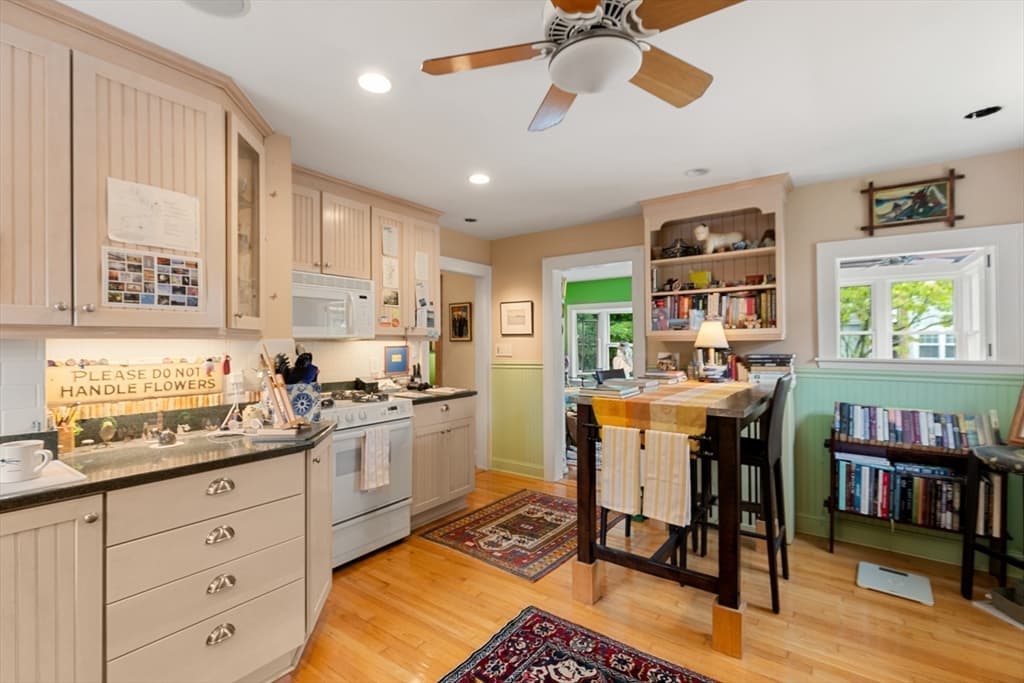 2 Family - 2 Units Up/Down at 15 Grant Street, Lexington MA 02420, Lexington, photo 14 of 23