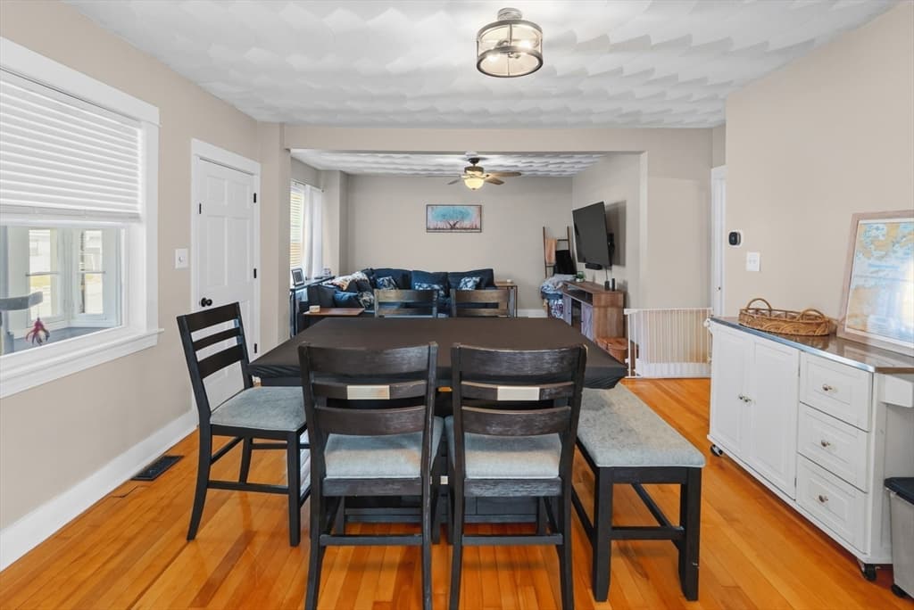 179 Pilgrim Ave, Worcester MA 01604 photo 14