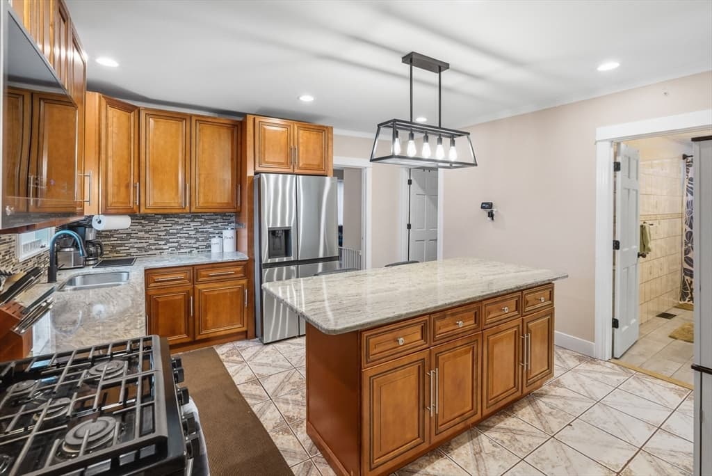 179 Pilgrim Ave, Worcester MA 01604 photo 8