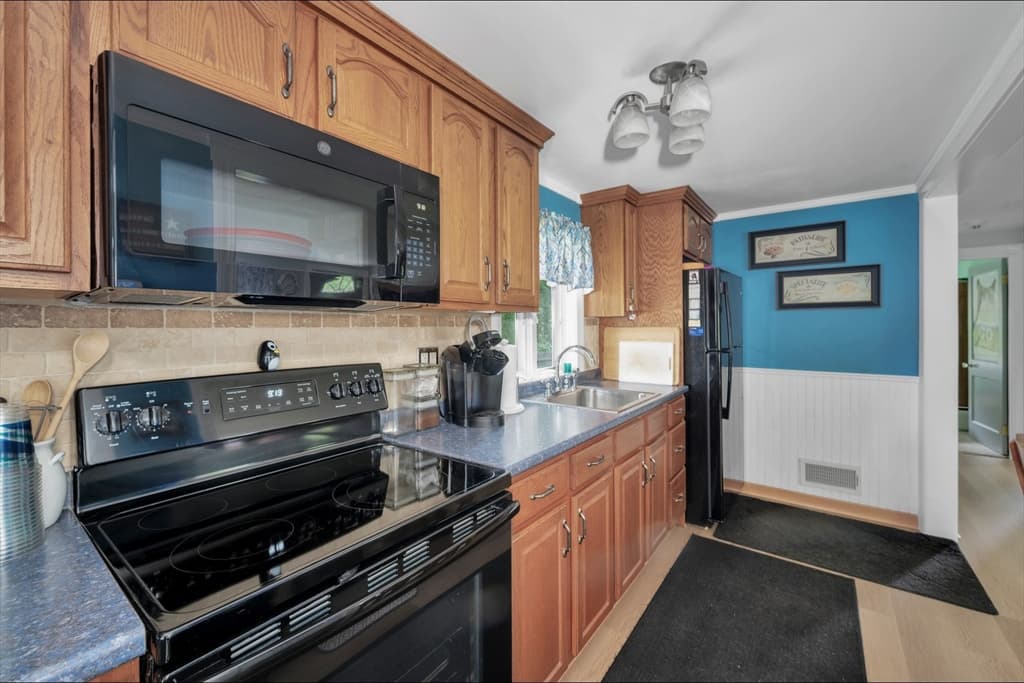 73 Green St, Abington MA 02351 photo 13