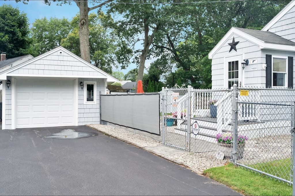 73 Green St, Abington MA 02351 photo 9