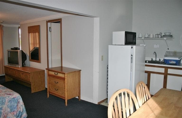 Commercial Sale at 706 Shore Rd # 706, Truro MA 02652, photo 6 of 34
