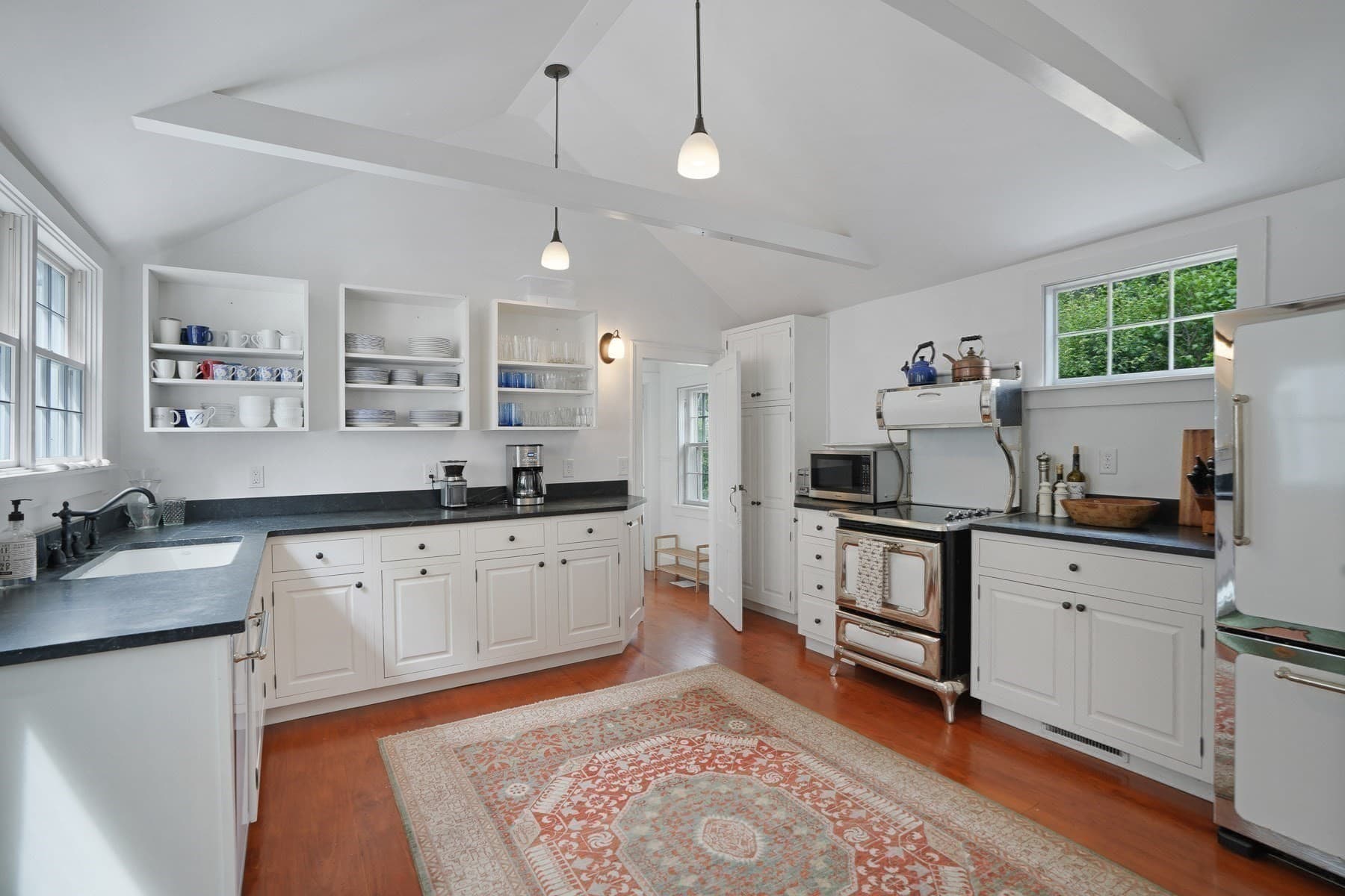 Single Family Residence at 124 Main St., Tisbury MA 02568, photo 23 of 42