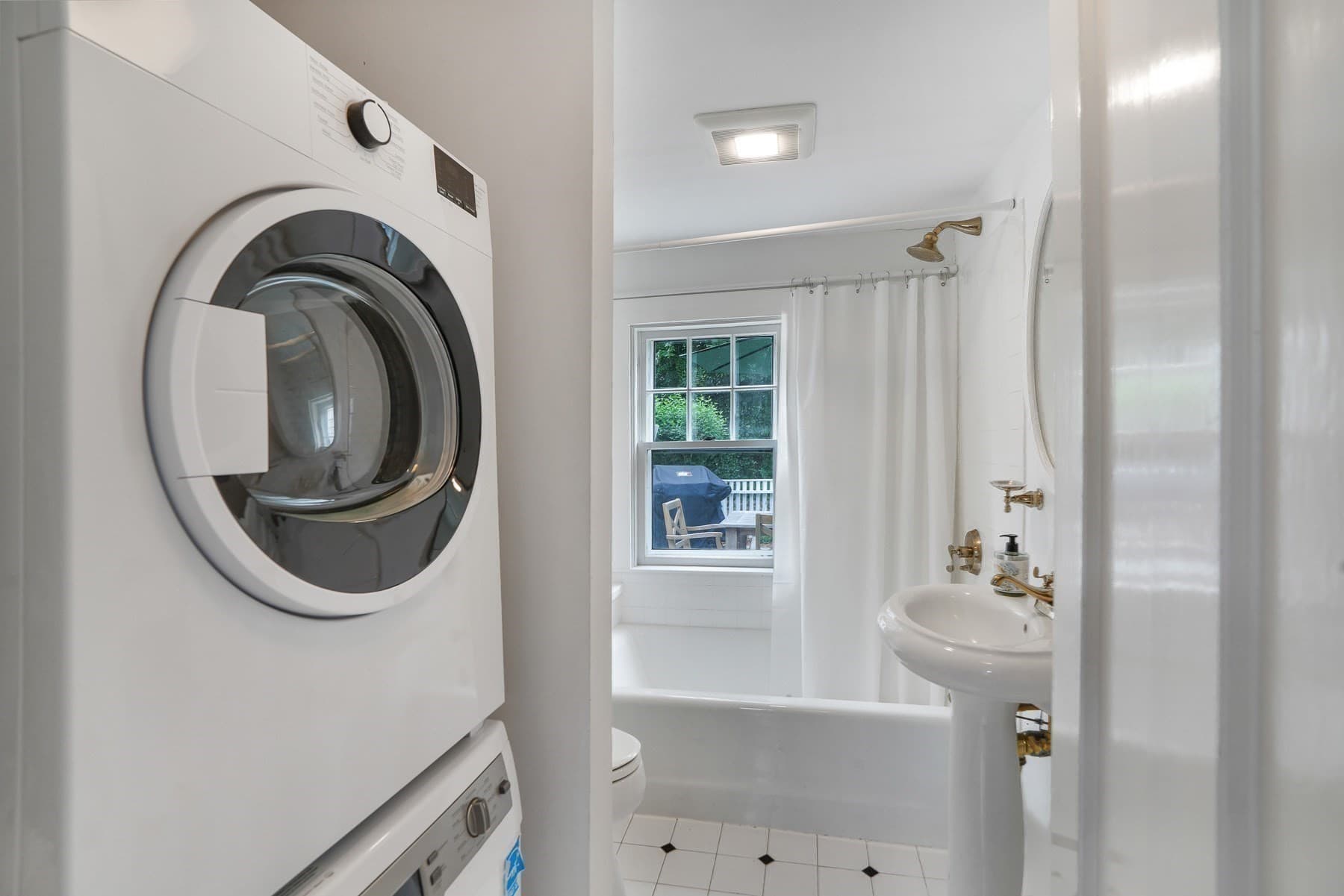 Single Family Residence at 124 Main St., Tisbury MA 02568, photo 26 of 42