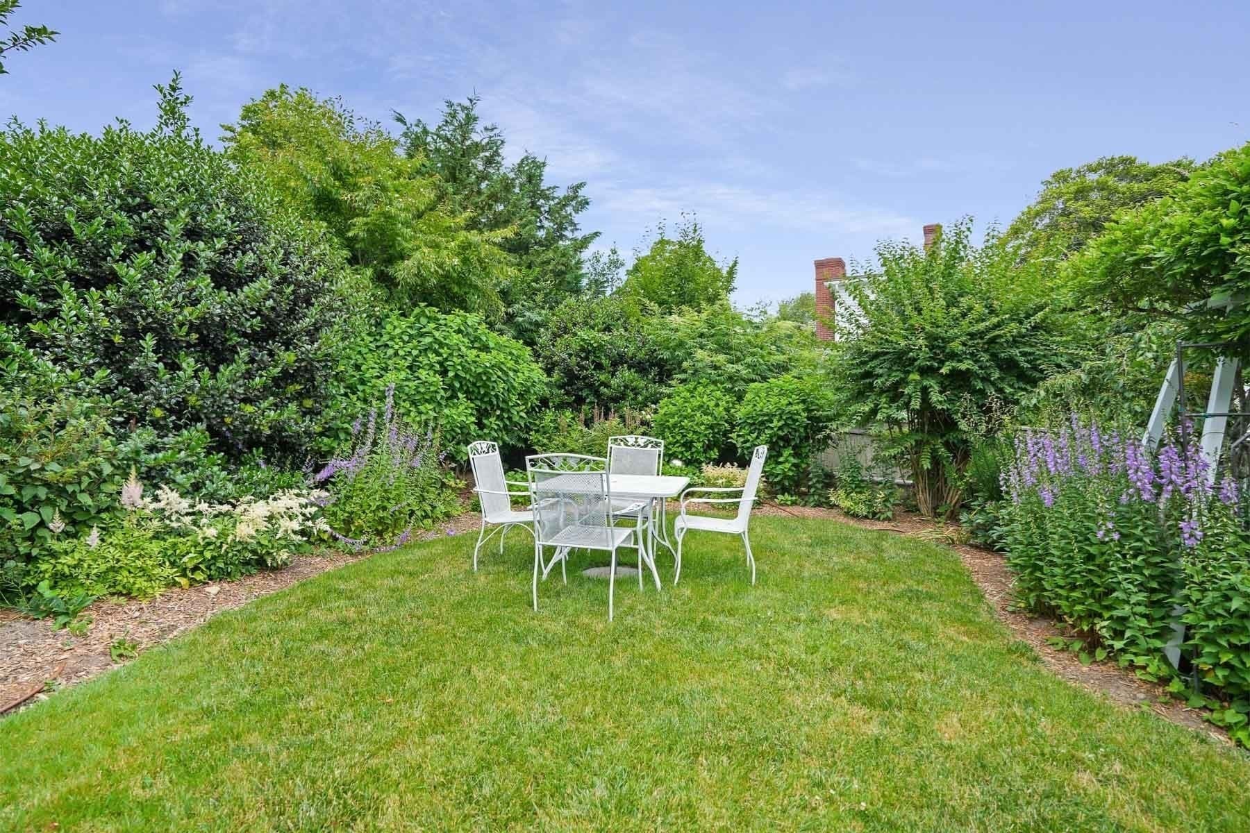 Single Family Residence at 124 Main St., Tisbury MA 02568, photo 8 of 42