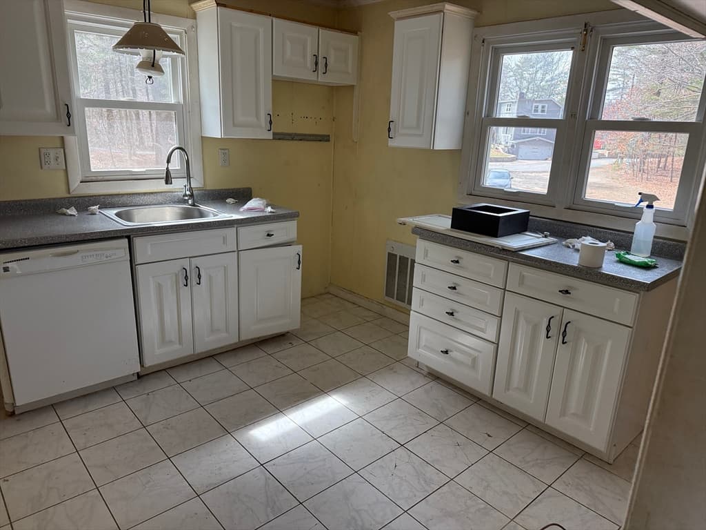 63 Suomi Rd, Pembroke MA 02359 photo 16