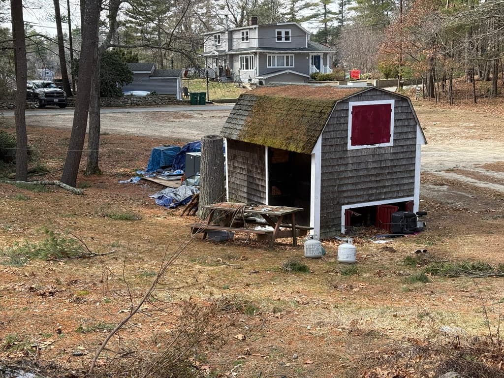 63 Suomi Rd, Pembroke MA 02359 photo 9