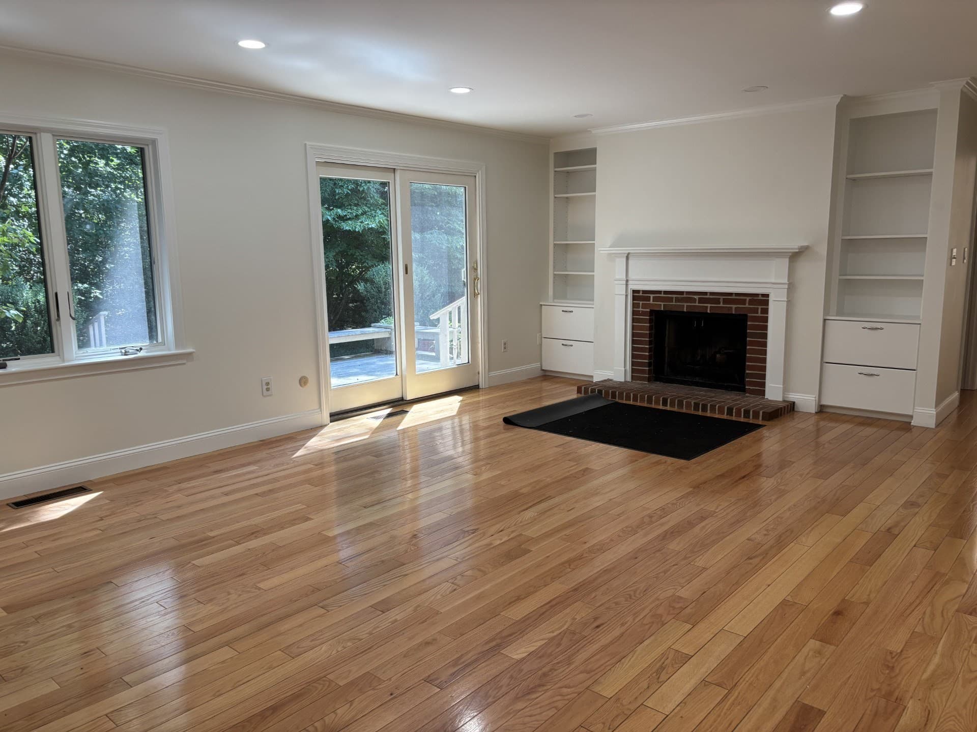 Condominium at 7 Astra # 7, Wayland MA 01778, Wayland, photo 8 of 9
