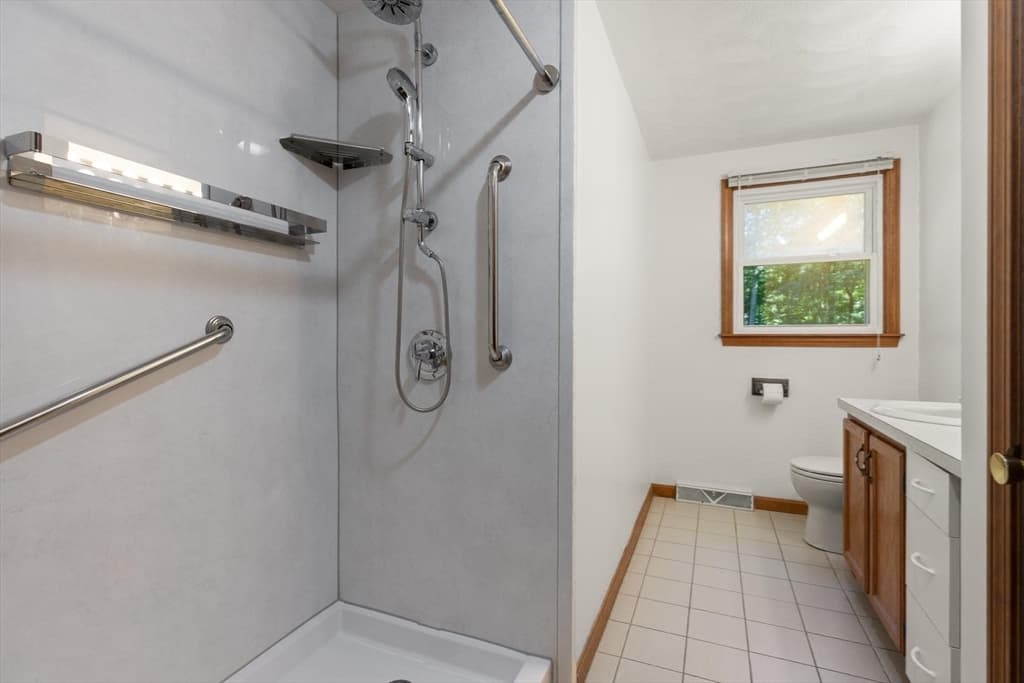 58 Roosevelt Rd, Wilmington MA 01887 photo 21