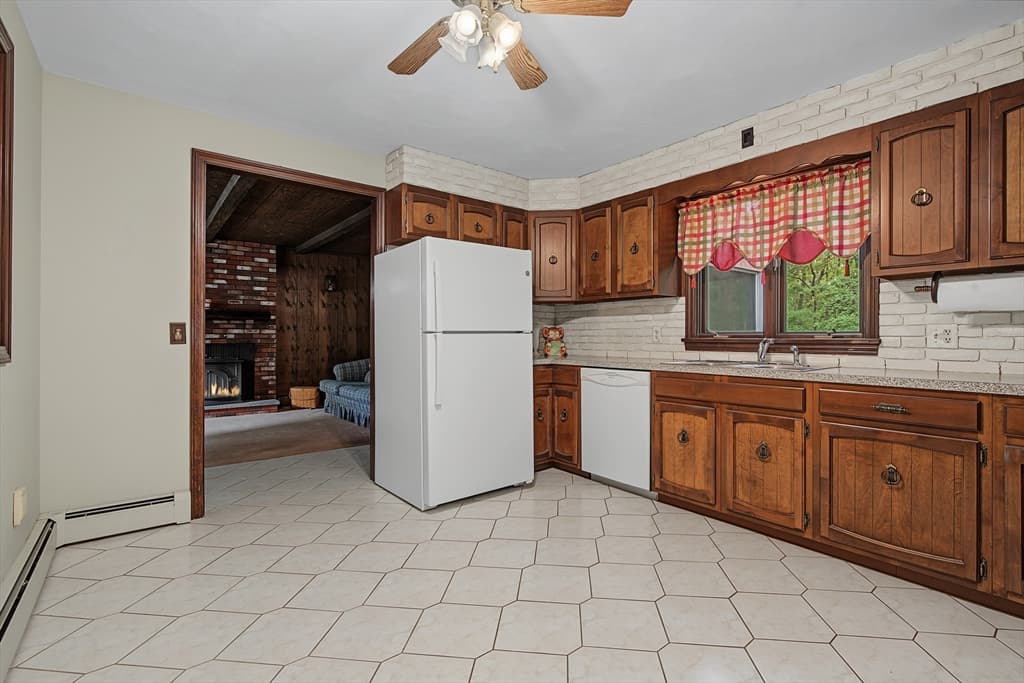 27 Peck Hill Road, Johnston RI 02919 photo 12