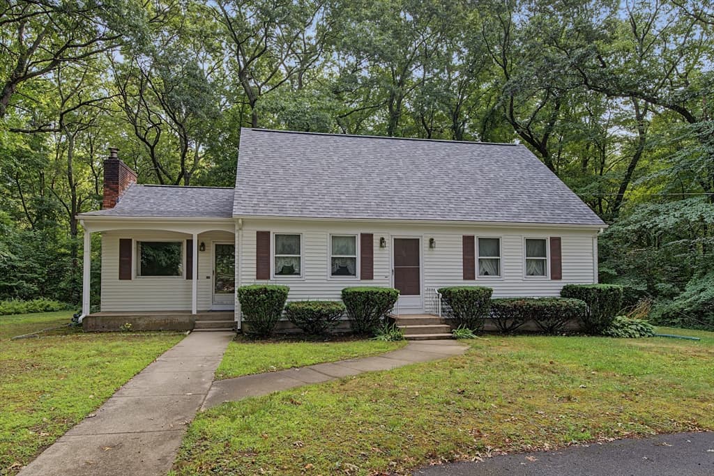 27 Peck Hill Road, Johnston RI 02919