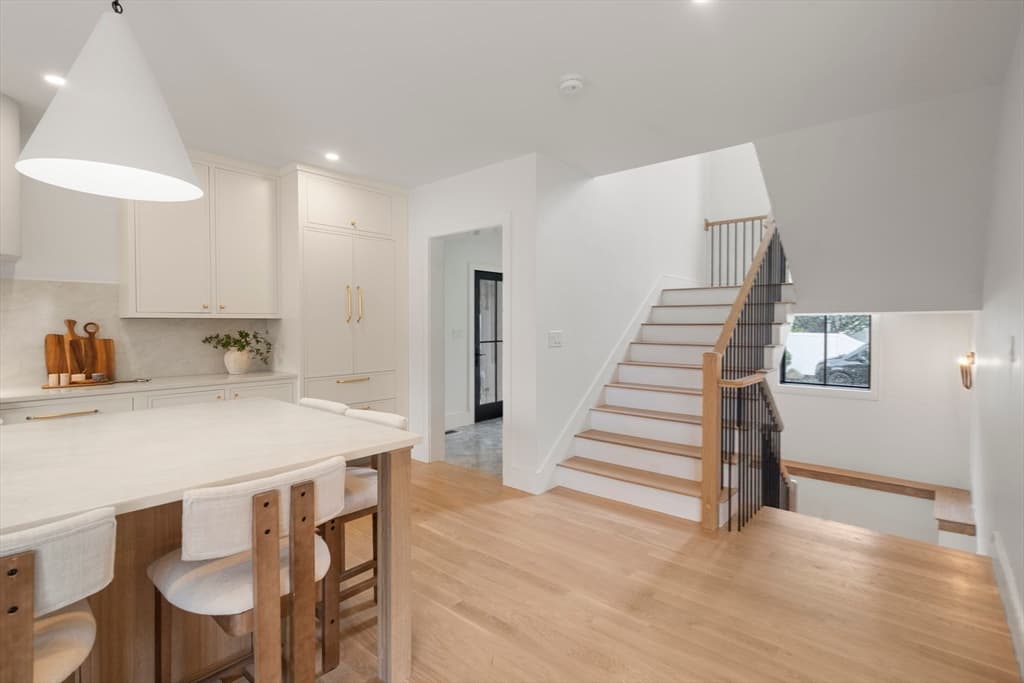33 Harbor View Park, Milton MA 02186 photo 19