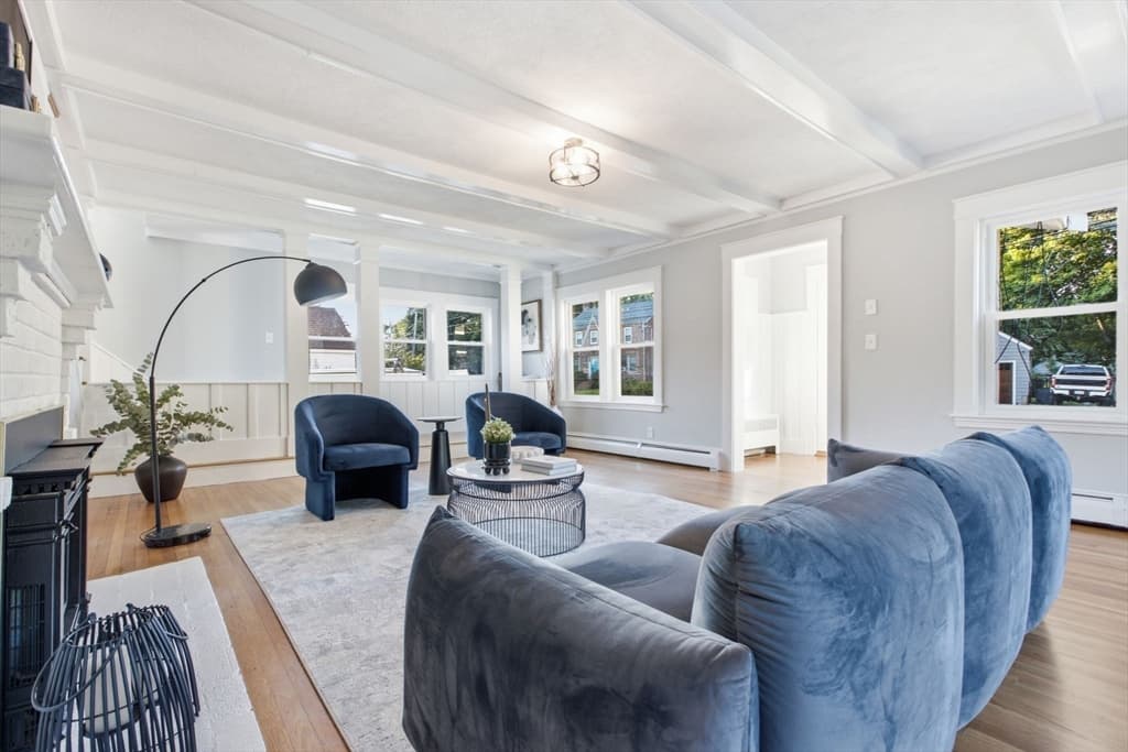 1174 Franklin St, Stoneham MA 02180 photo 6