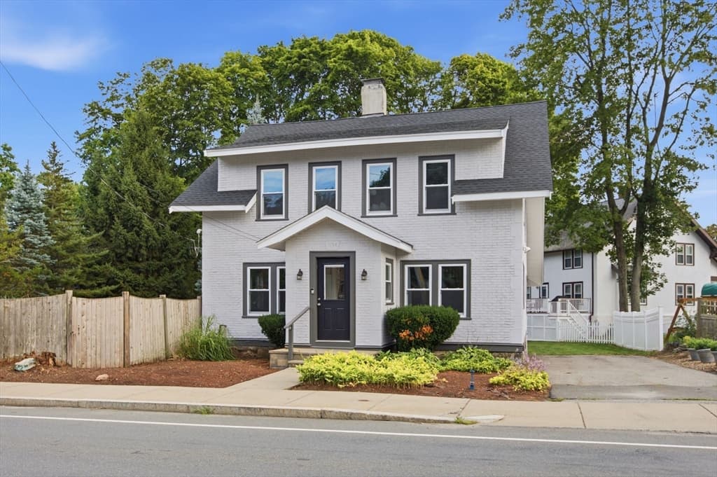 1174 Franklin St, Stoneham MA 02180