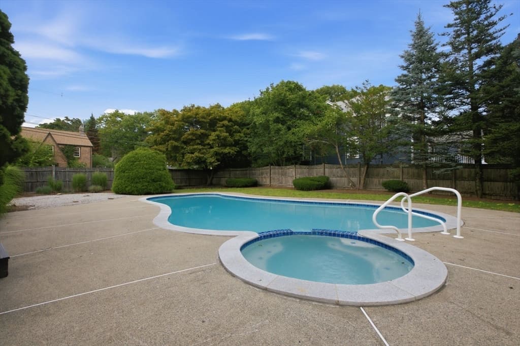 1174 Franklin St, Stoneham MA 02180 photo 38