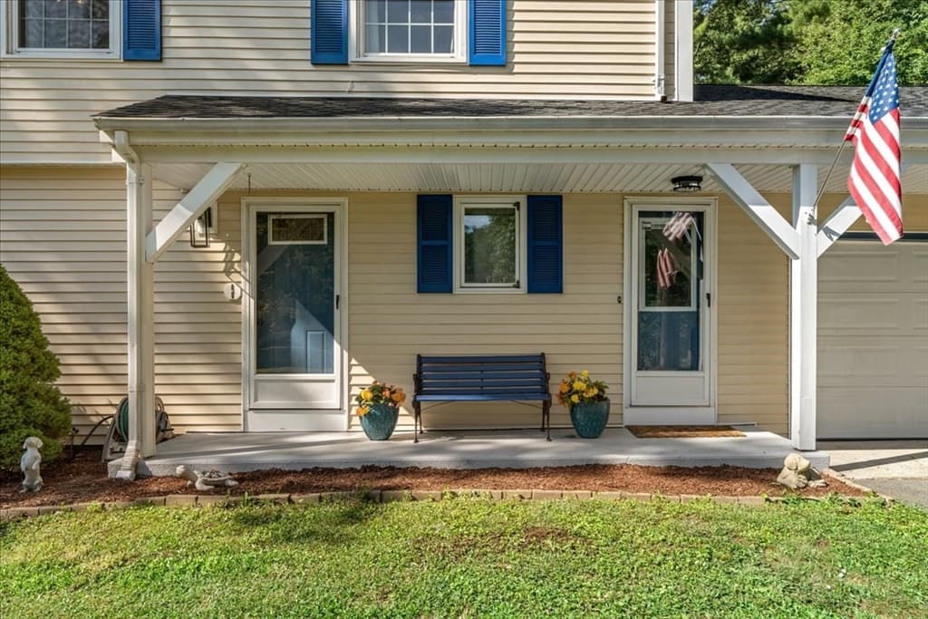 43 Old Powder House Rd, Lakeville MA 02347 photo 2