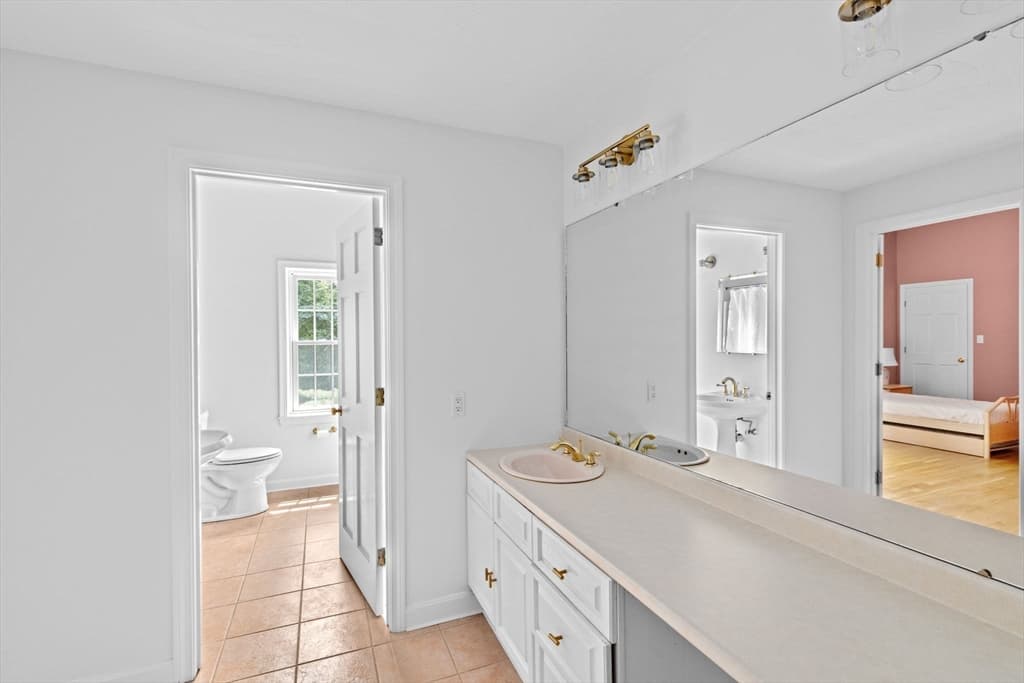 105 East St, Hingham MA 02043 photo 23