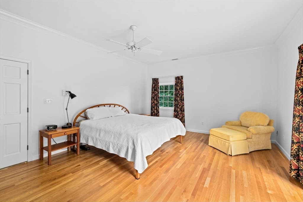 105 East St, Hingham MA 02043 photo 17