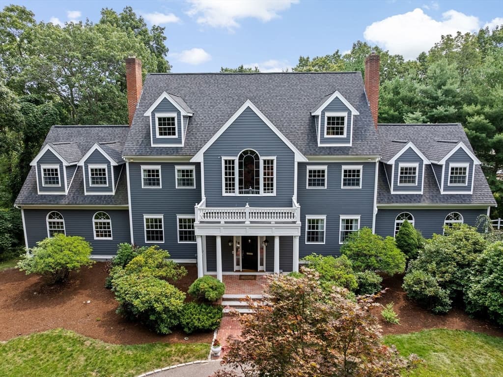 105 East St, Hingham MA 02043