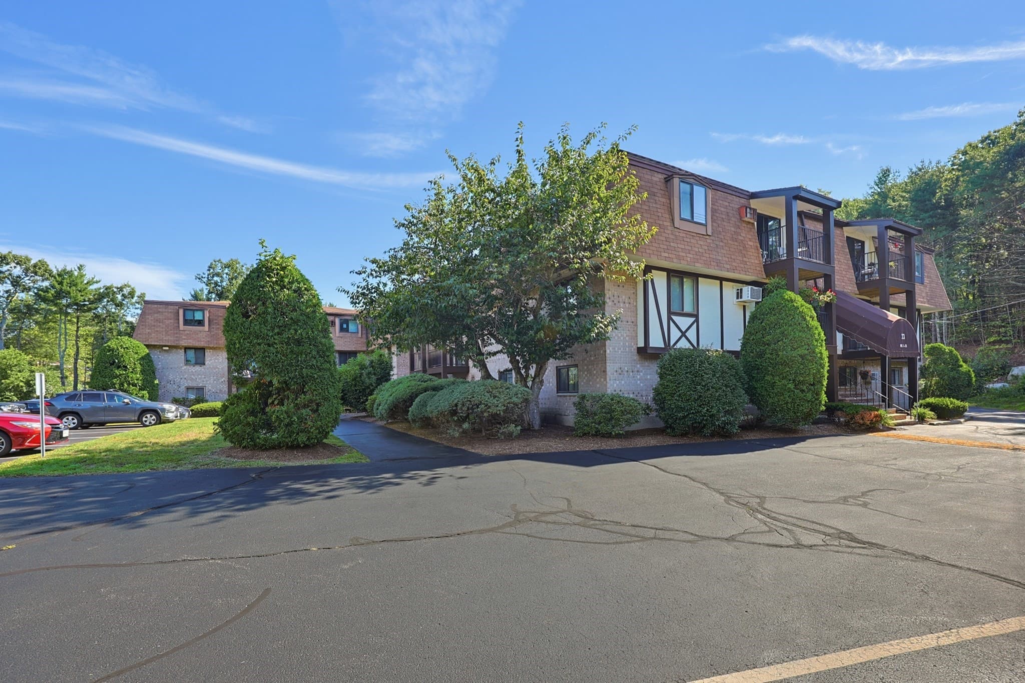 Condominium at 23 Erick Rd # 20, Mansfield MA 02048, photo 6 of 36