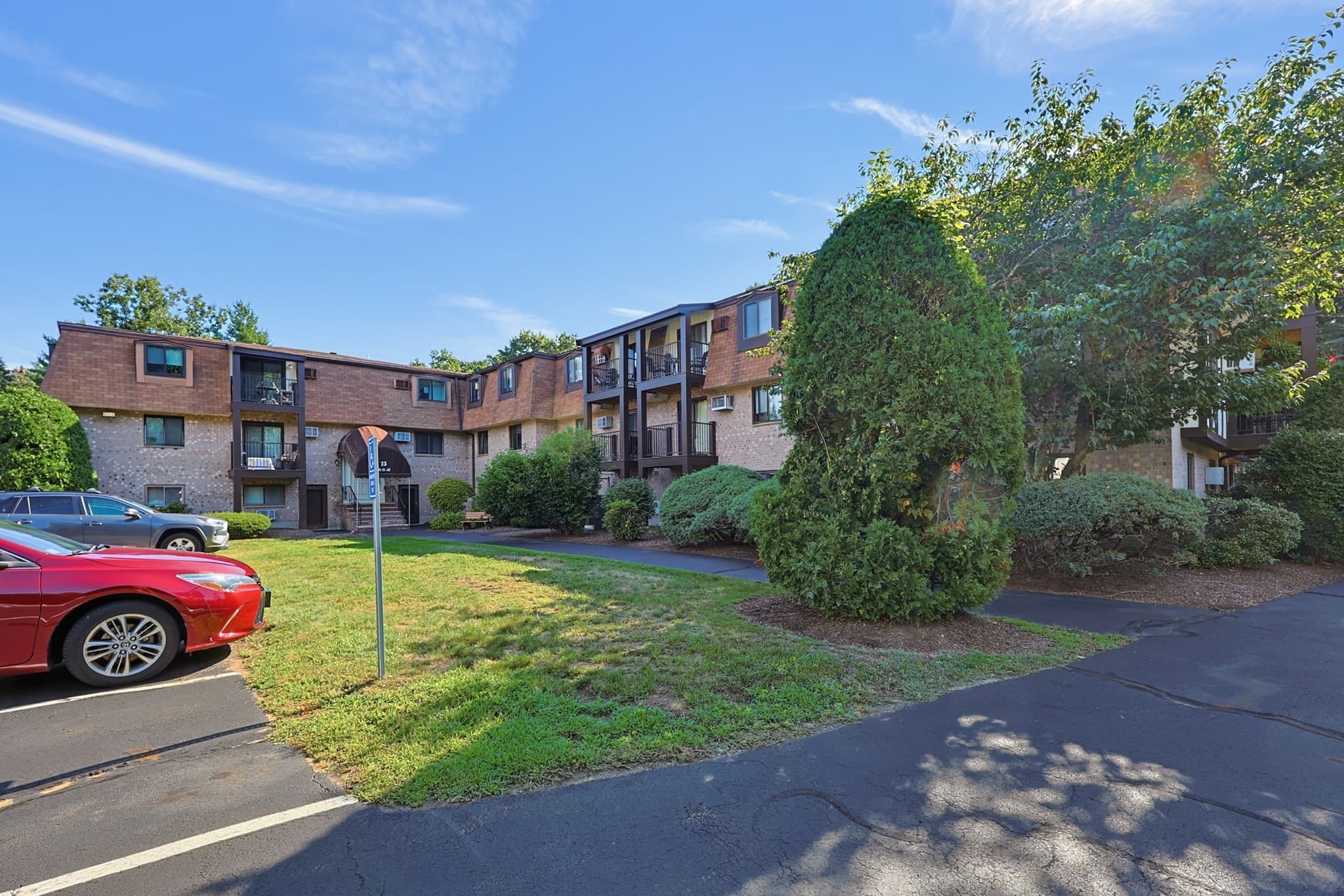 Condominium at 23 Erick Rd # 20, Mansfield MA 02048, photo 7 of 36