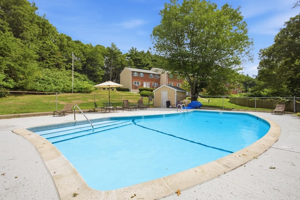 207 Samoset St # B19, Plymouth MA 02360 photo 2