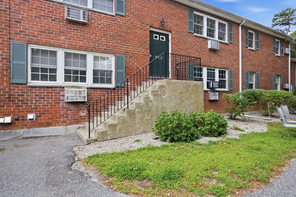 207 Samoset St # B19, Plymouth MA 02360 photo 3