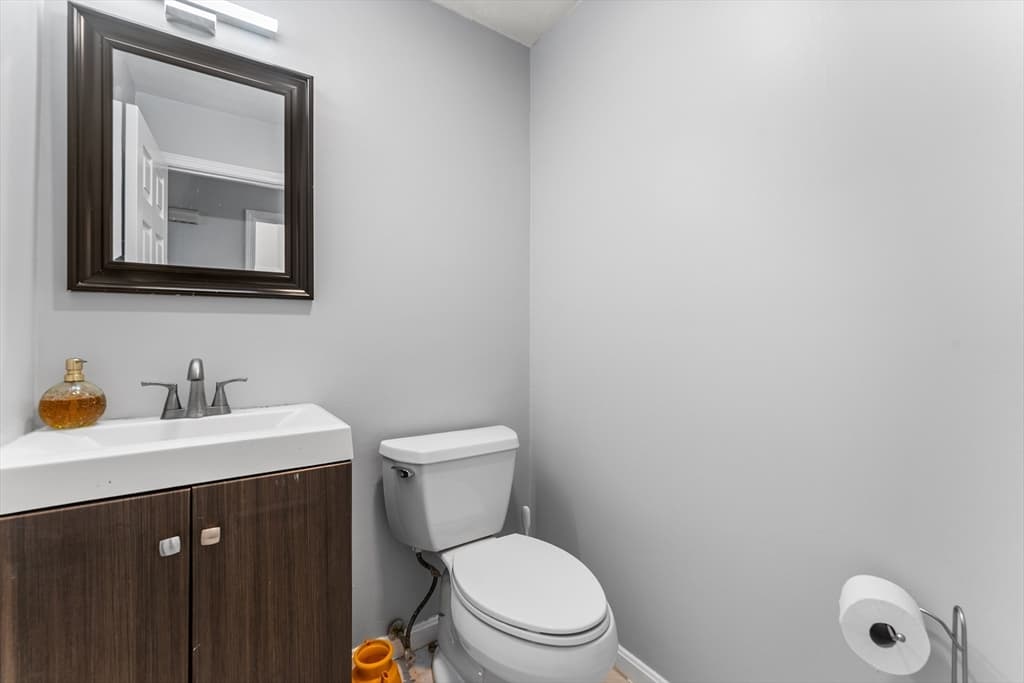632 Washington St # A6, Braintree MA 02184 photo 9