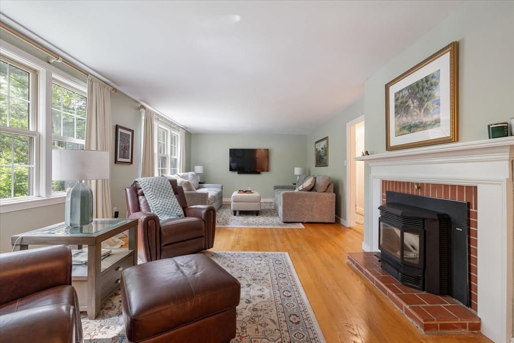 33 Pine Arden Dr, West Boylston MA 01583 photo 7