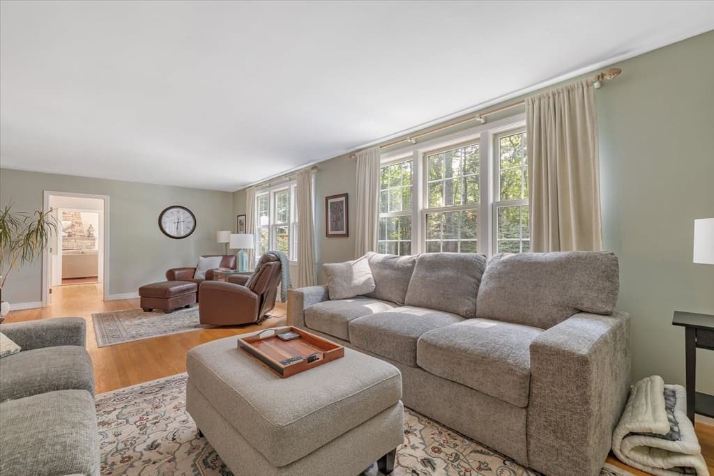 33 Pine Arden Dr, West Boylston MA 01583 photo 5