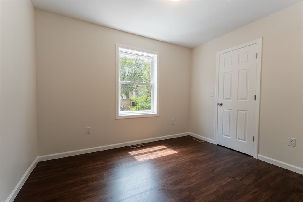144-146 Magazine St, Springfield MA 01109 photo 12