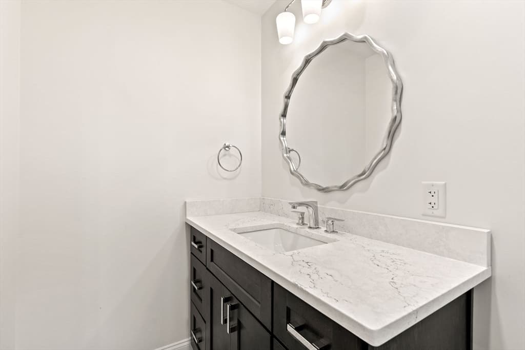 45 Beach Road, Gloucester MA 01930 photo 14