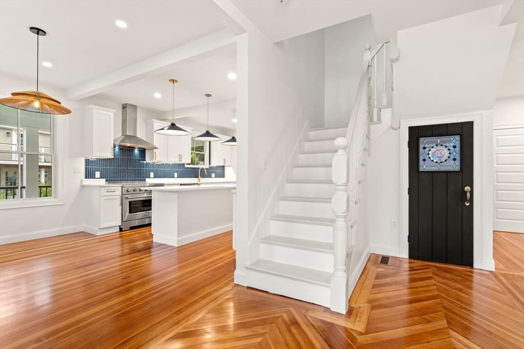 45 Beach Road, Gloucester MA 01930 photo 4