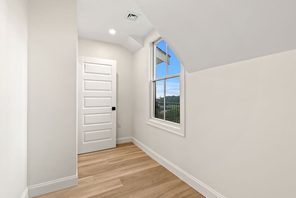 45 Beach Road, Gloucester MA 01930 photo 25